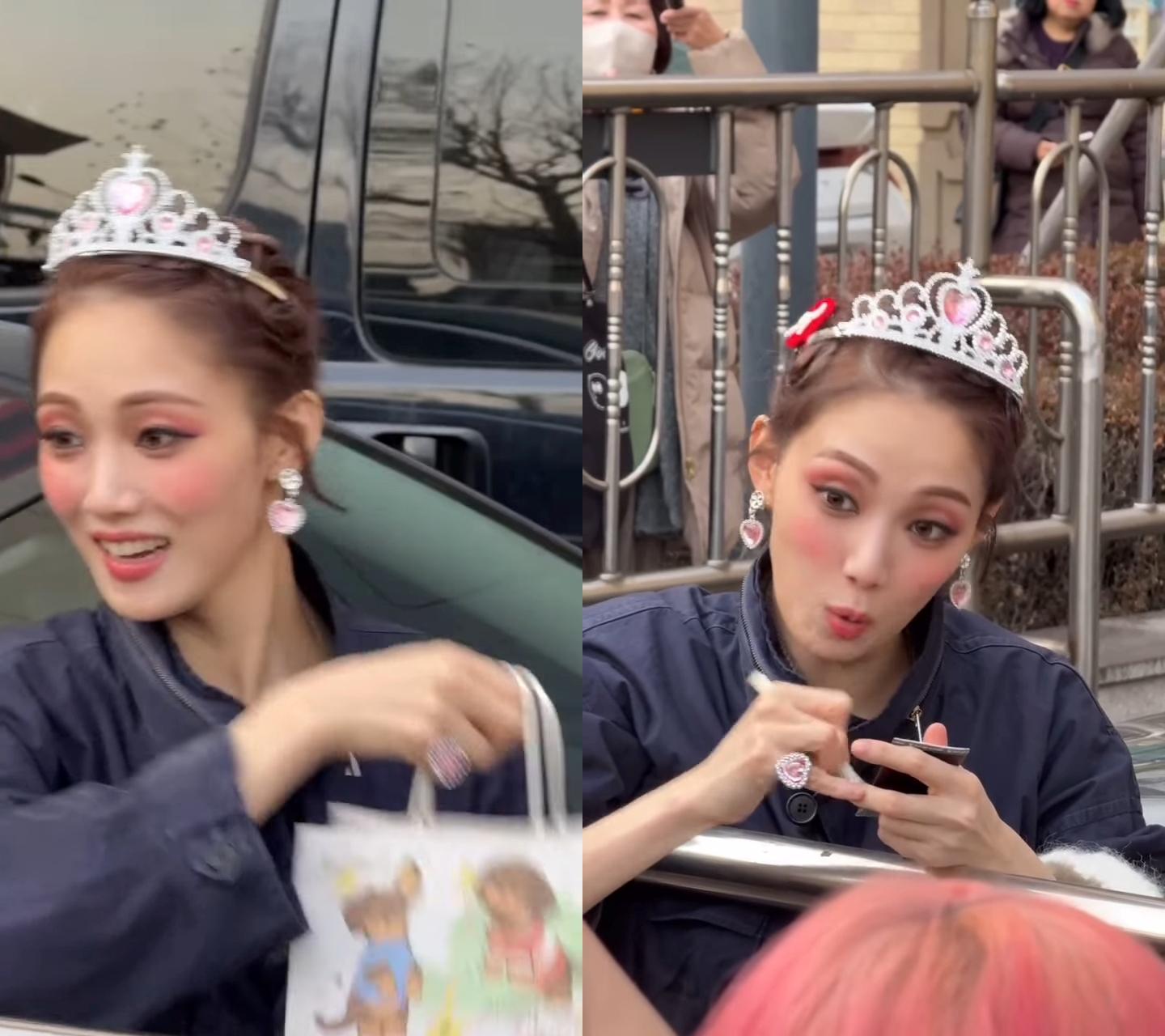 演出間李聖經出來跟粉絲互動。(圖/翻攝自sungkyoung__ IG)