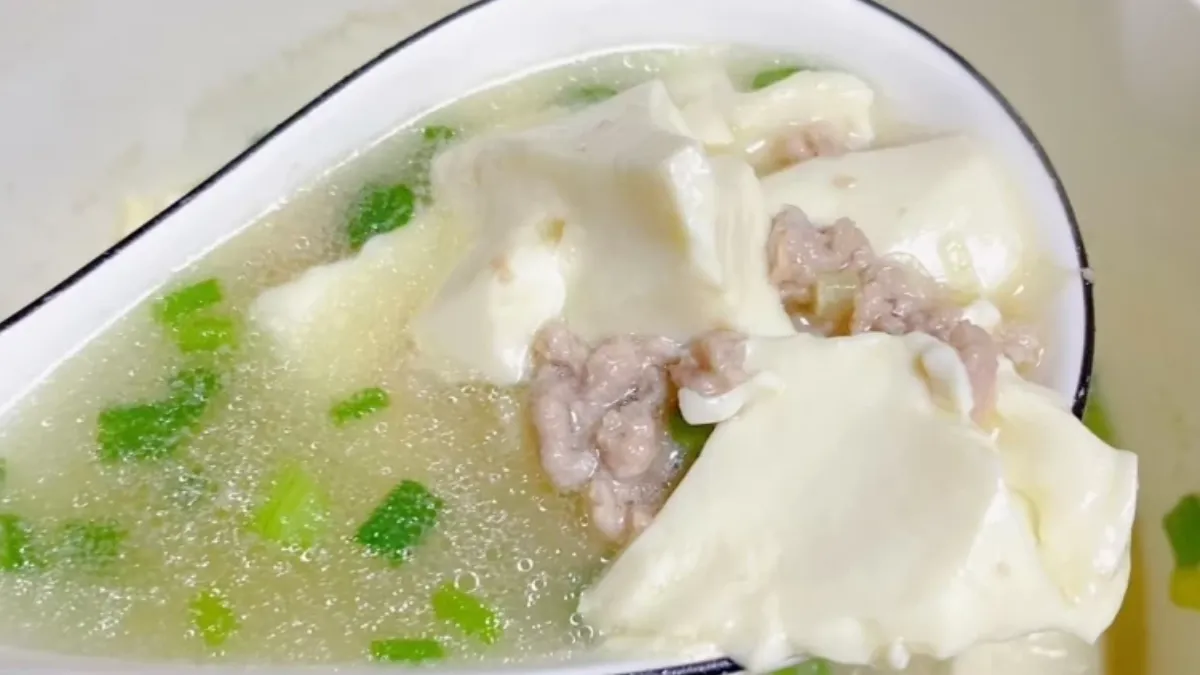 瘦肉提供必要的蛋白質，而豆腐則是低脂的完美搭檔。（圖／翻攝自小紅書＠八爪鱼Cc）