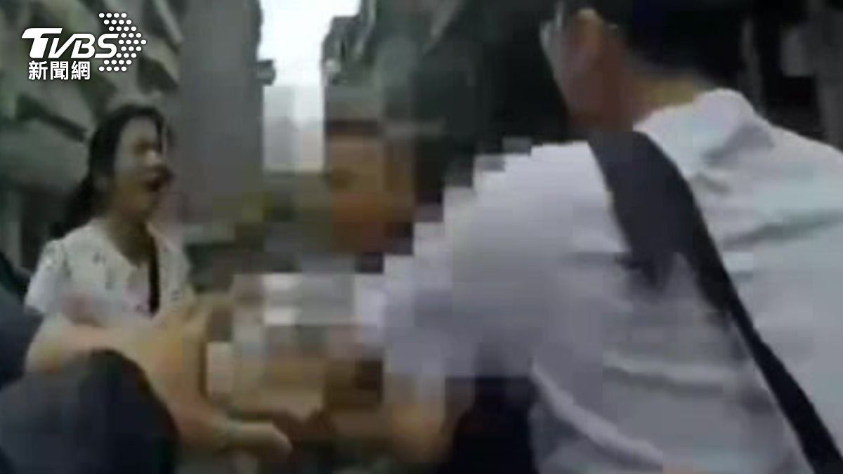 警方逮捕天道盟販毒集團相關分子。（圖／TVBS）