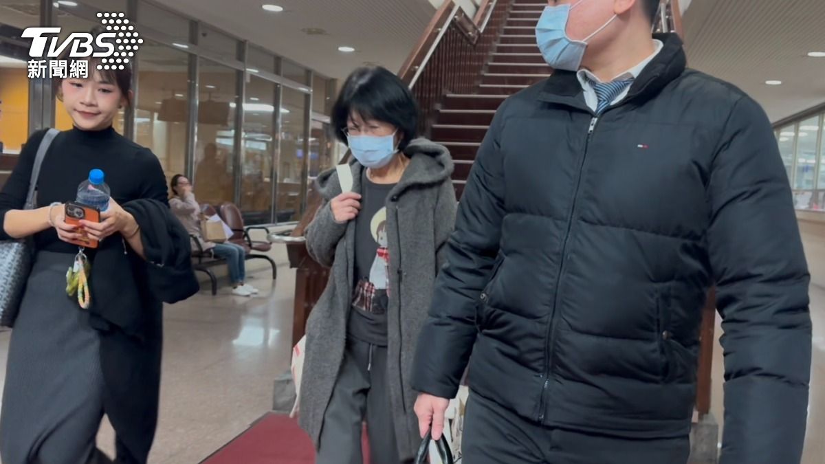 看過柯文哲將「政治獻金帶回家」?陳佩琪告許富舜、鄭淑心今出庭