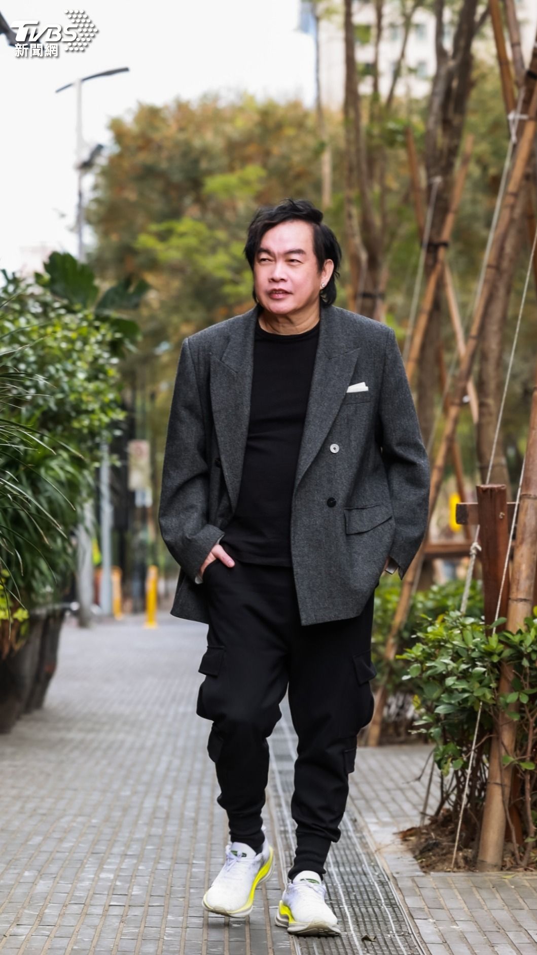 康康重回主持一哥寶座。(圖/趙世平攝)