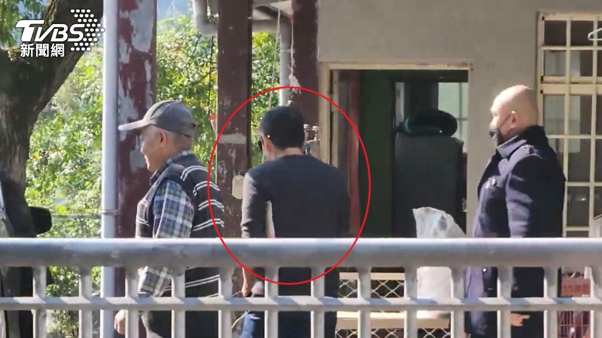 出獄第一站沒回家!鈕承澤帶著盆栽「出芋」 在這停留半小時