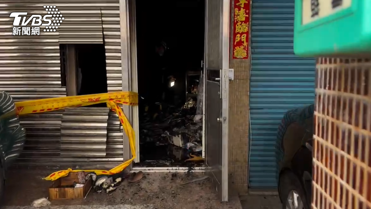 這起火警造成2死2命危的悲劇。(圖/TVBS)