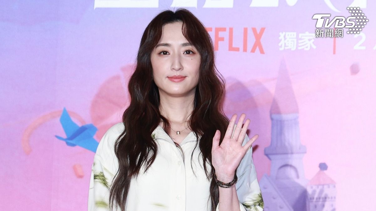 柯佳嬿今(23)日出席Netflix喜劇《童話故事下集》媒體聯訪。(圖/黃城碩攝)