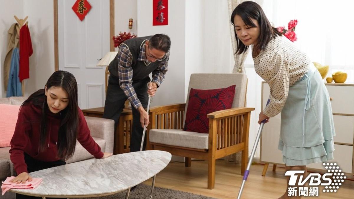 金蛇年來了!過年大掃除「必丟8物品」命理師:留著帶衰一整年