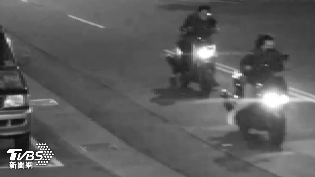 深夜「蛇」行！北市10少年河濱公園競速飆車　見警全躲了