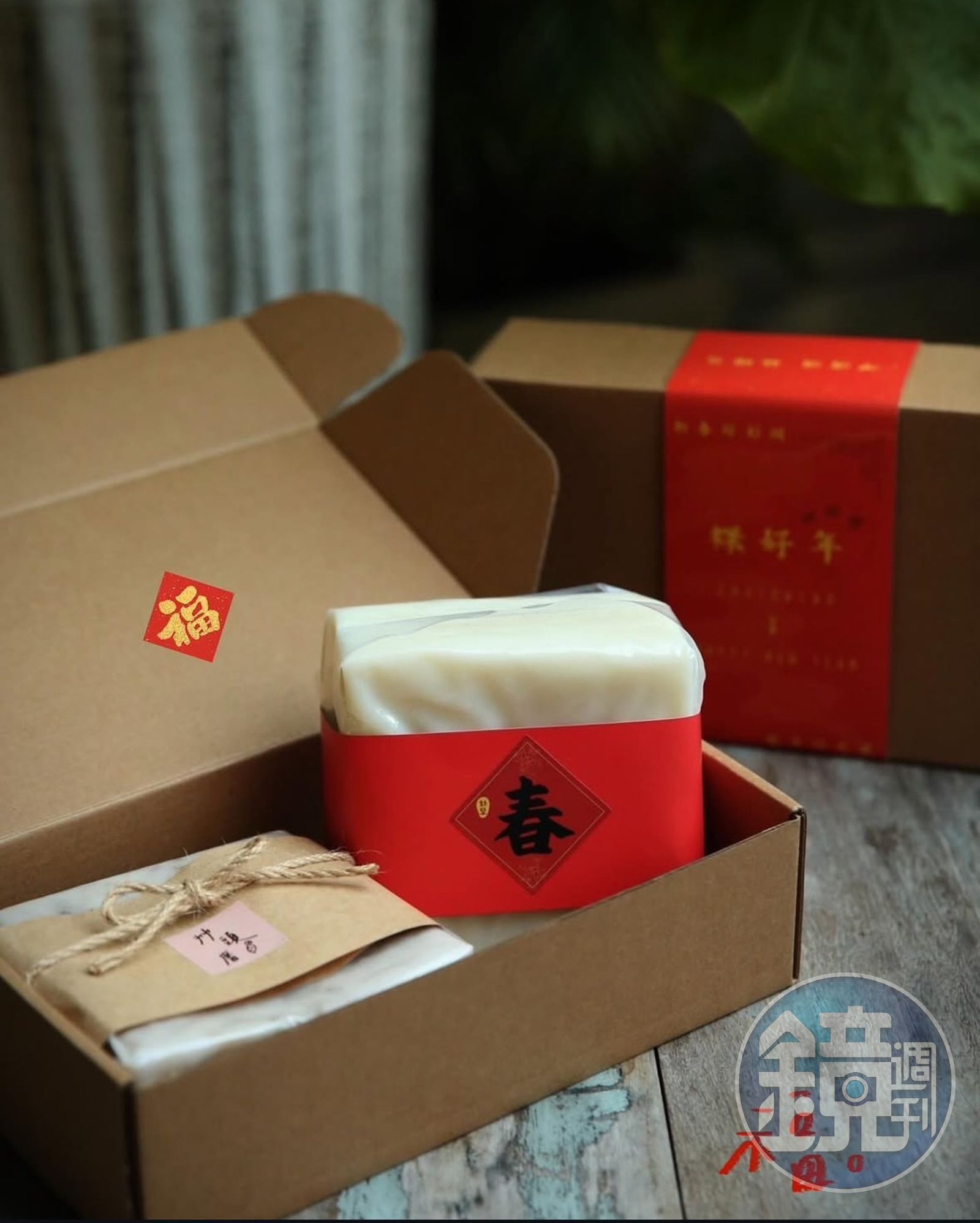 艸頭厝平常買得到小分量的糕粿,到了過年則換成喜氣、大分量版本。(圖/鏡週刊)