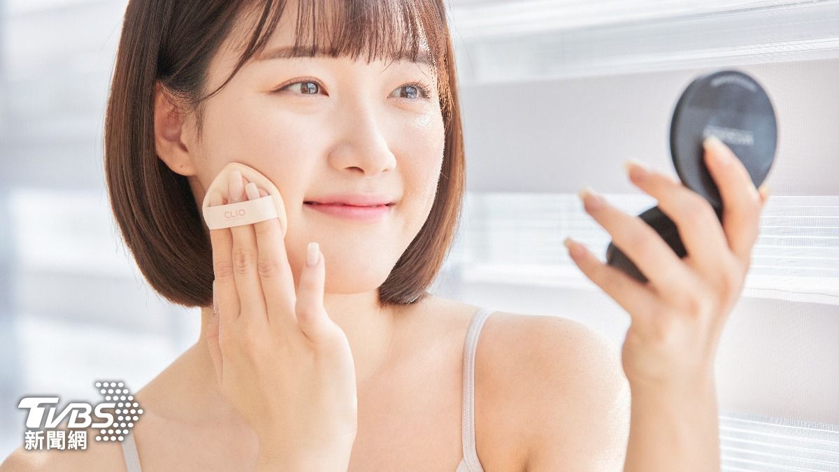 透亮到親友瘋問:到底擦了什麼? 過年「偽素顏底妝」3步驟公開