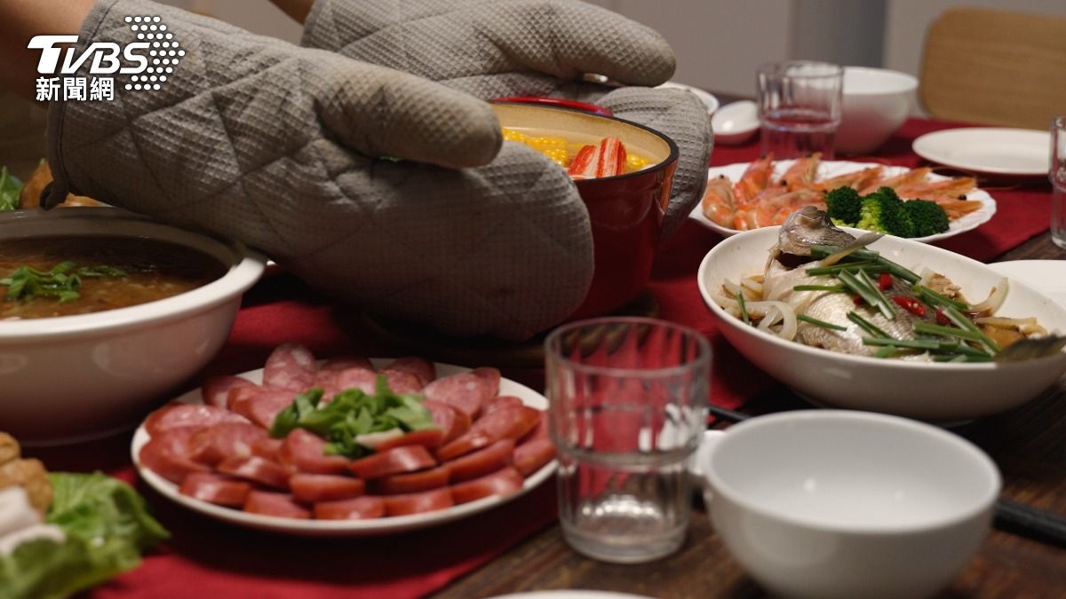外帶年菜「小心食物中毒」!防細菌下肚 醫示警3健康炸彈