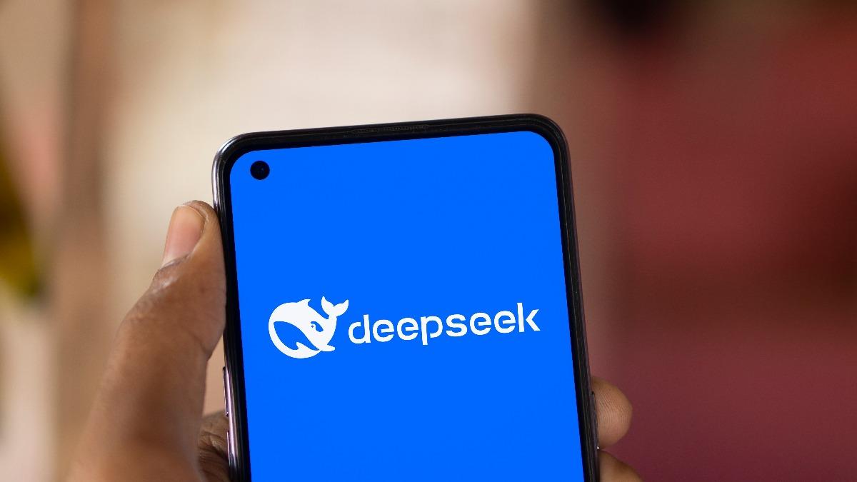 DeepSeek一度當機！暫停註冊　陸官媒稱攻擊IP來自美國