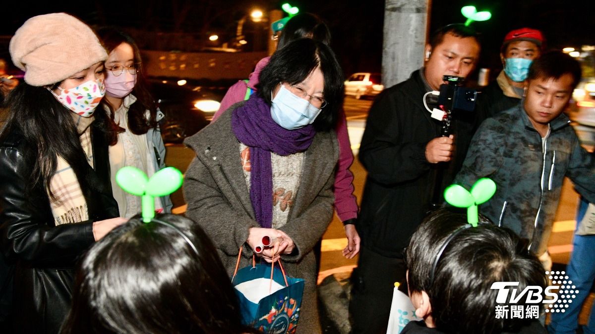 35年首次自己過!柯文哲關北所過年 陳佩琪淚:躲棉被哭