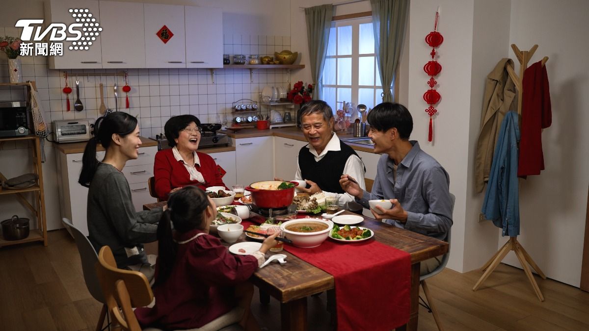 過年吃不停!醫示警「4食物」膽固醇爆表 伴手禮也藏高熱量