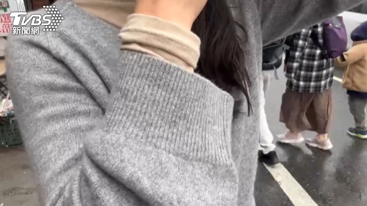 謝姓死者的小姑哽咽稱一家人感情相當好。（圖／TVBS）