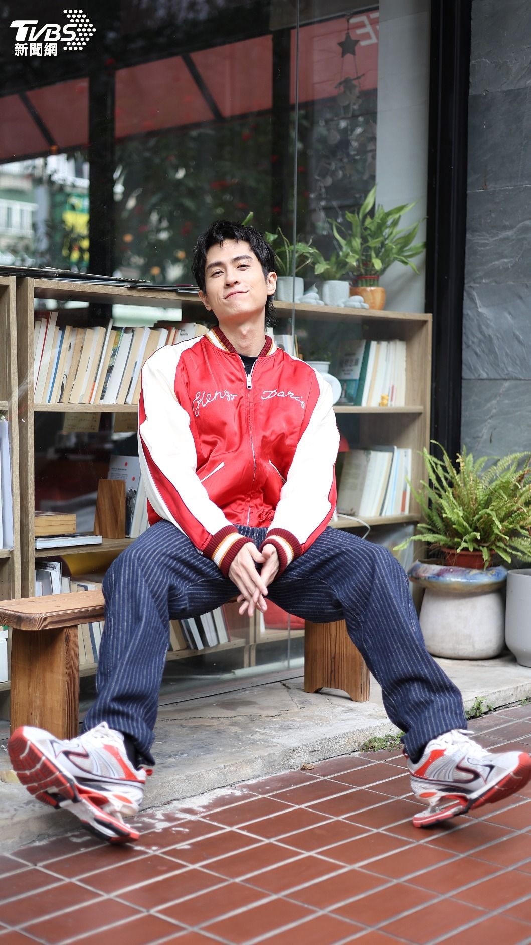 學霸石知田是台商之子,有14年時間偽單親。(圖/張哲鳴攝)