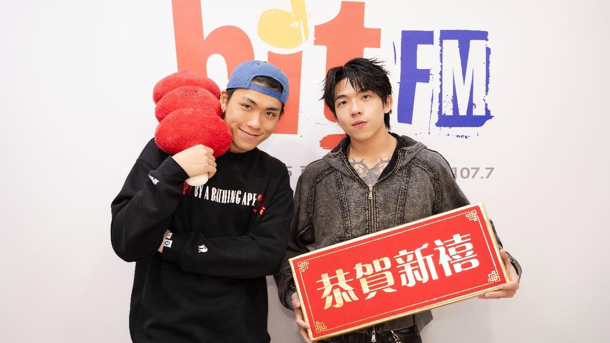 饒舌才子私下是「端盤手」!過年無休狂送餐 王ADEN揭真面目