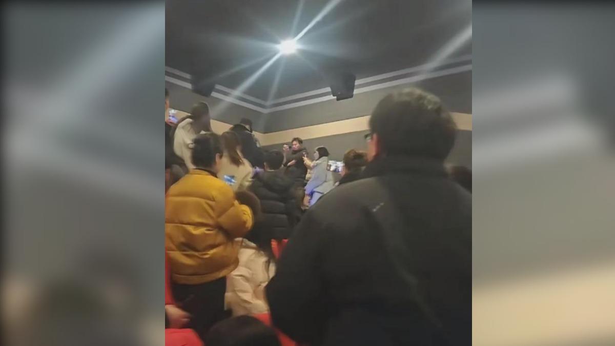 現場十分混亂。（圖／翻攝自 陸媒）