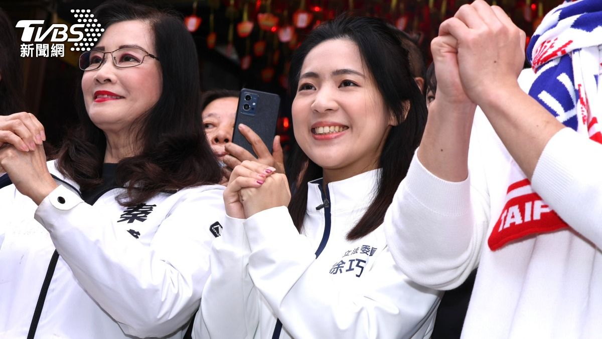 綠拋大罷免「搶救台灣」 徐巧芯酸:柯建銘是國民黨的寶貝