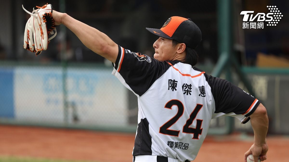 陳傑憲過年僅2天沒碰球!明WBC資格賽集訓「要扮里長伯」