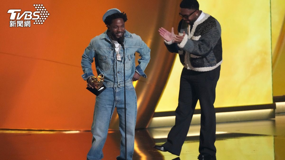 饒舌歌手肯卓克拉瑪(Kendrick Lamar)奪5大獎,成為本次大贏家。(圖/達志影像美聯社)