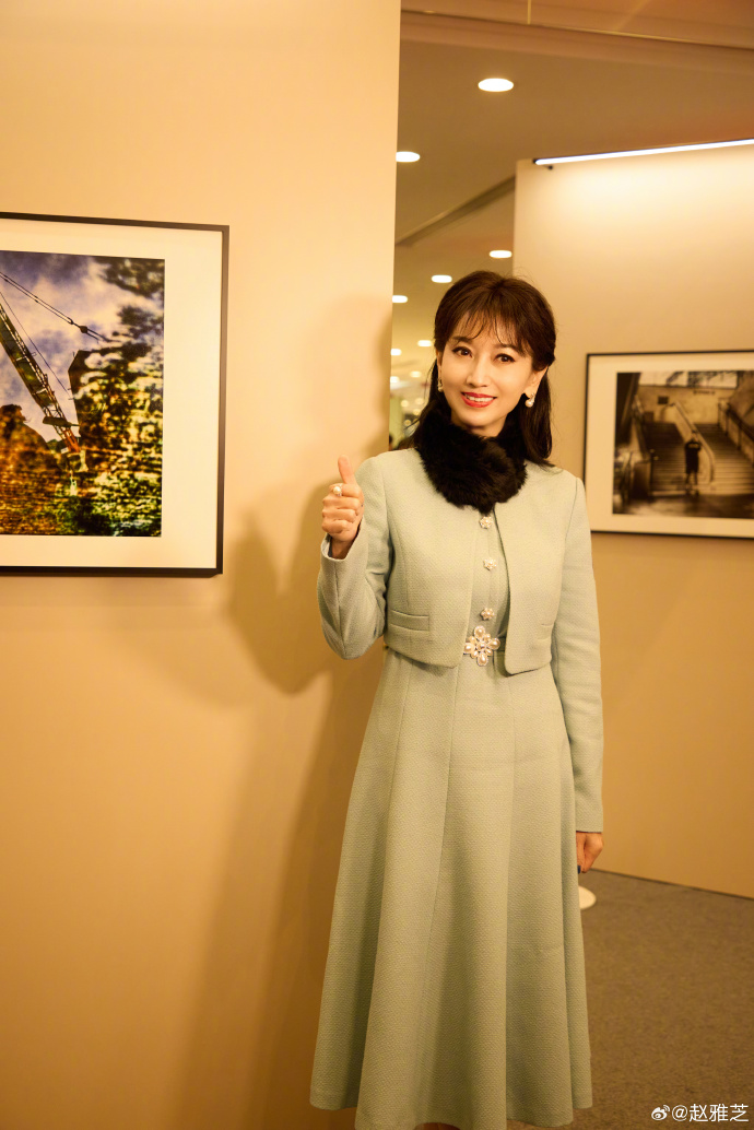 趙雅芝素來凍齡有術,不論樣貌及身材都保養極佳。(圖/翻攝自趙雅芝微博)