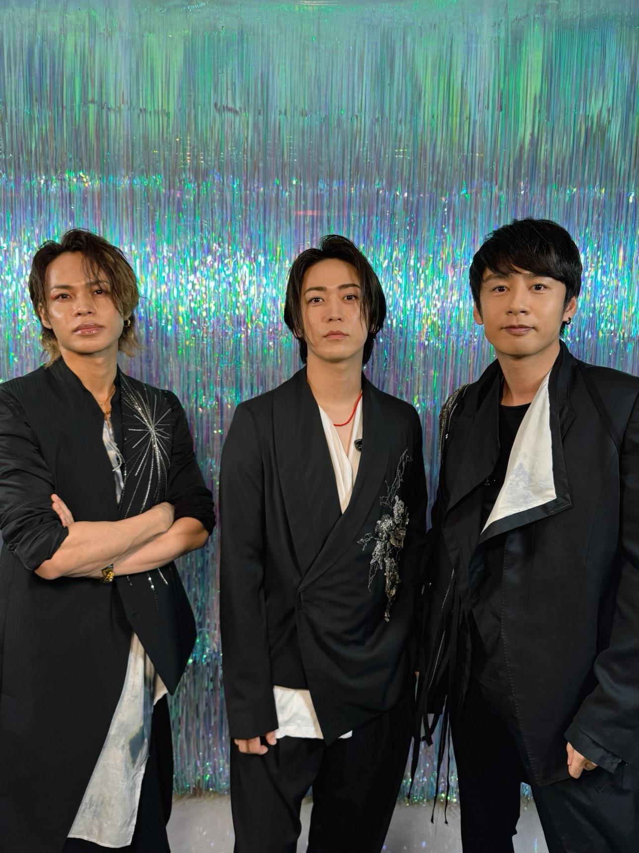 左起為上田龍也、龜梨和也、中丸雄一。(圖/翻攝自KATTUN_0322推特)
