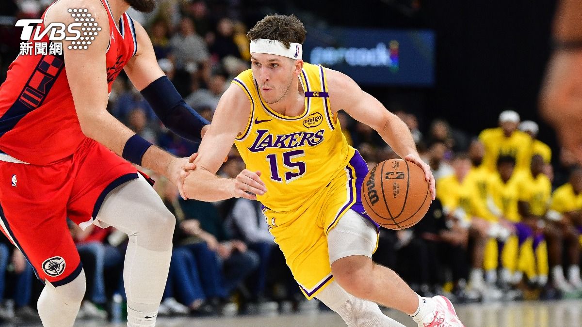 NBA／湖人25分差血洗快艇！里夫斯寫紀錄　2012年Kobe後首位