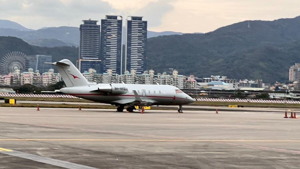 大S骨灰包機回台「按時計價」50萬⭡ 與黃仁勳同航空公司