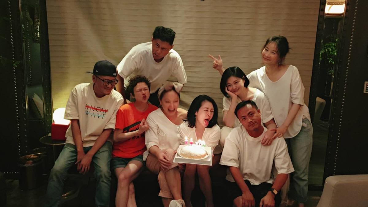 小刀PO高中同學聚會照面,悼念大S。(圖/翻攝自彭小刀threads)