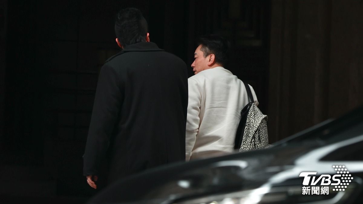大S長眠信義豪宅!詹惟中中午現身原因曝 親友難過沒收弔唁消息