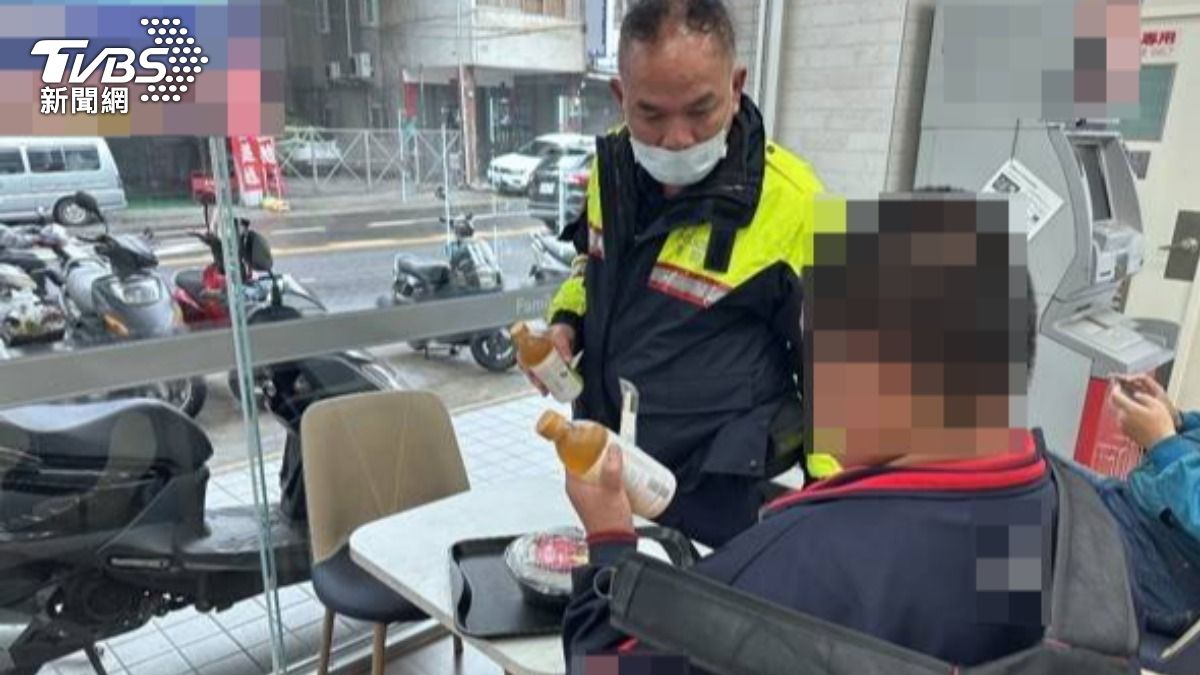媽媽都在賺錢…南投兒「過年想見」偷跑來台中 母太忙他雨中等一下午