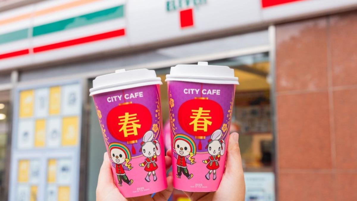 補班日不憂鬱!超商咖啡優惠來了 7-11買一送一、全家第2杯10元