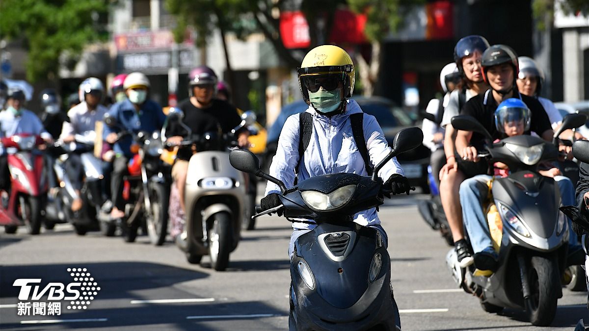 機車族注意!交通部表態兩段式左轉鬆綁 六都宣示道安六大共識