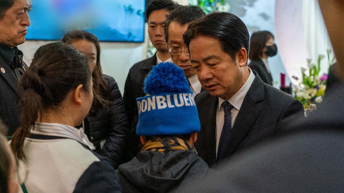 清泉崗士官長捲戰機亡 賴清德出席告別式:永遠以妳為榮