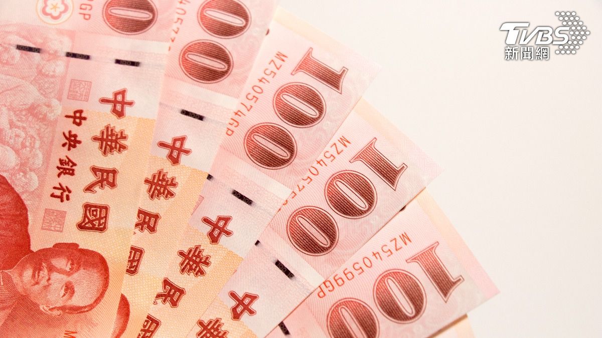 ATM領百鈔「有6字」妹子付錢遭退貨 網曝:1狀況才算違法