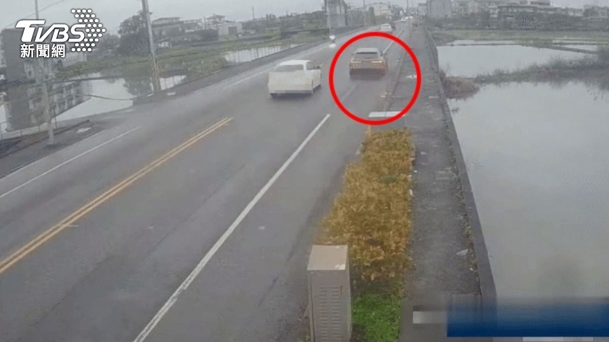 爽喝酒到天亮!宜蘭男酒駕違規超車 失控「自撞燈桿」