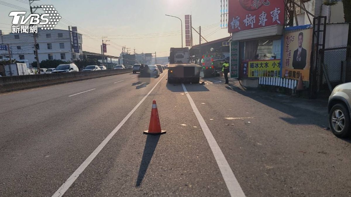 台中死亡事故!聯結車臨停「買早餐」 男騎士煞不住猛撞傷重不治