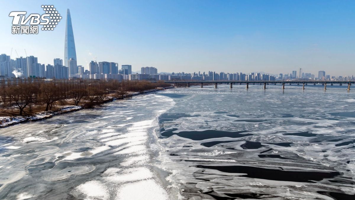 寒流發威!南韓全境急凍 漢江今冬首結冰