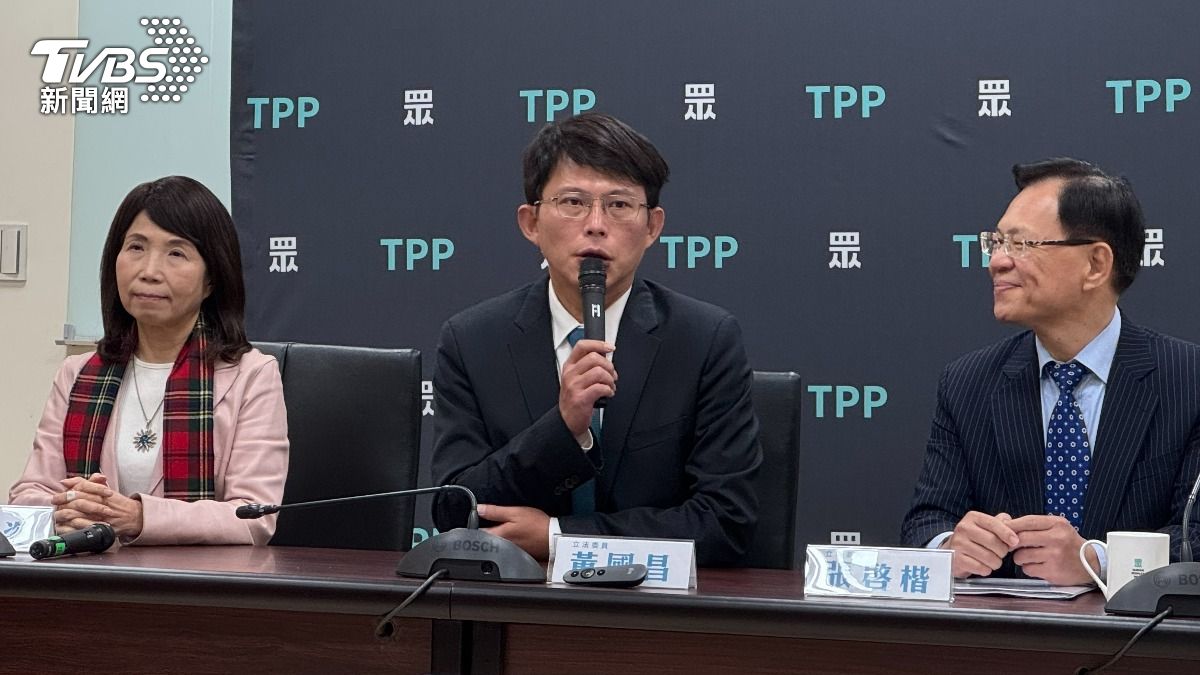總統引佛經「菩薩畏因眾生畏果」回大罷免　黃國昌批找藉口