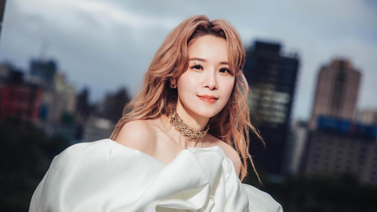 全家為江蕙搶麥克風!台語女星吐真實心聲 連小姪兒都會唱