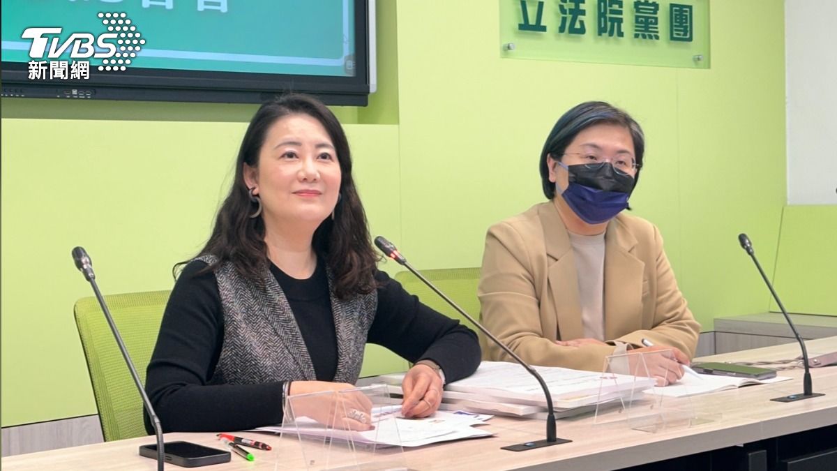 去年超徵5283億!藍喊普發現金1萬 綠:乾脆3兆預算全發