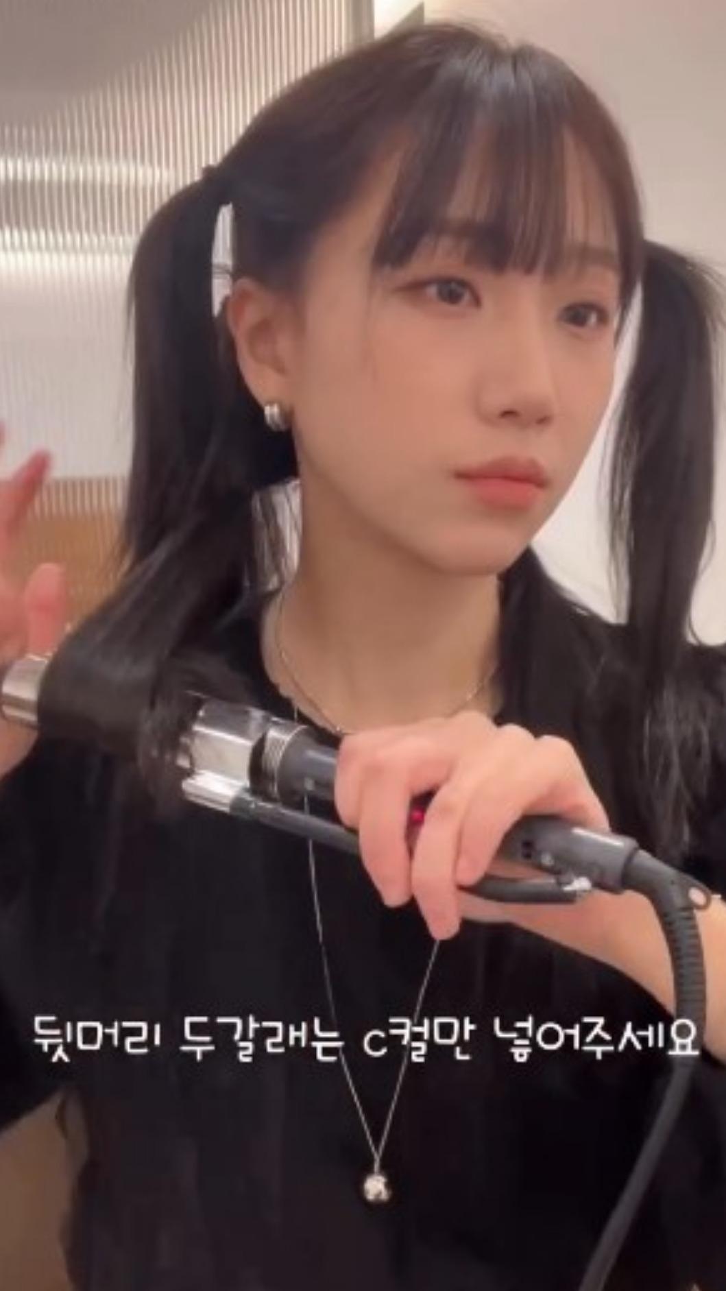 按順序捲髮,輕鬆打造自然蓬鬆感(圖/翻攝自IG@chahong_official )