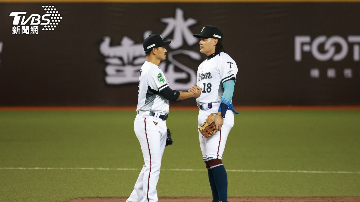 林子偉(左)、張育成(右)。(圖/華子琛攝)