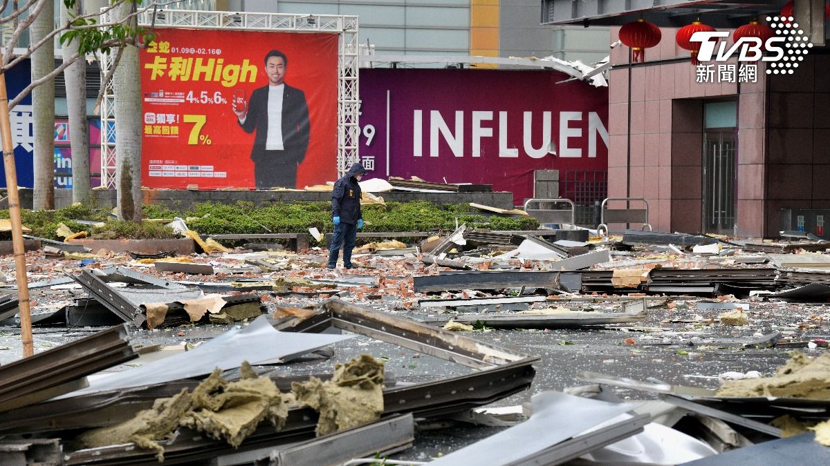 情侶堅持去氣爆現場!運將聽「4字原因」嚇傻急退錢:收了會衰