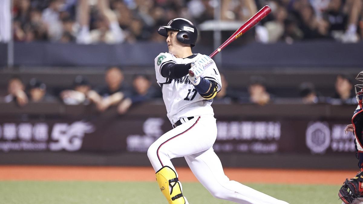 高宇杰日前於台韓國際交流賽擊出勝利打點。(圖/翻攝自兄弟Fans Club臉書)