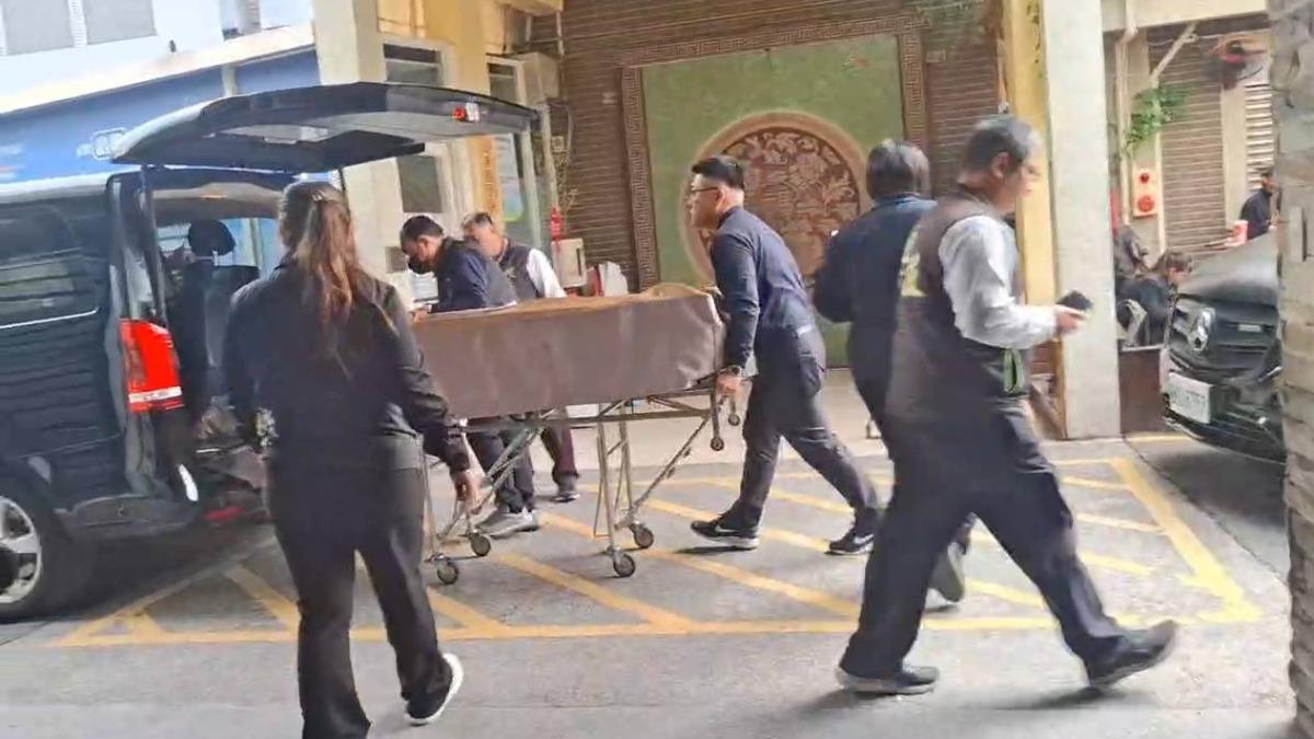 回家了!23歲女樓管遇氣爆亡 父母悲痛帶愛女回新竹