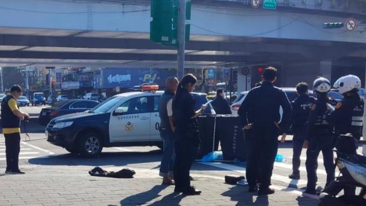 快訊/北市中山區死亡車禍! 單車男上班遭砂石車當場輾斃