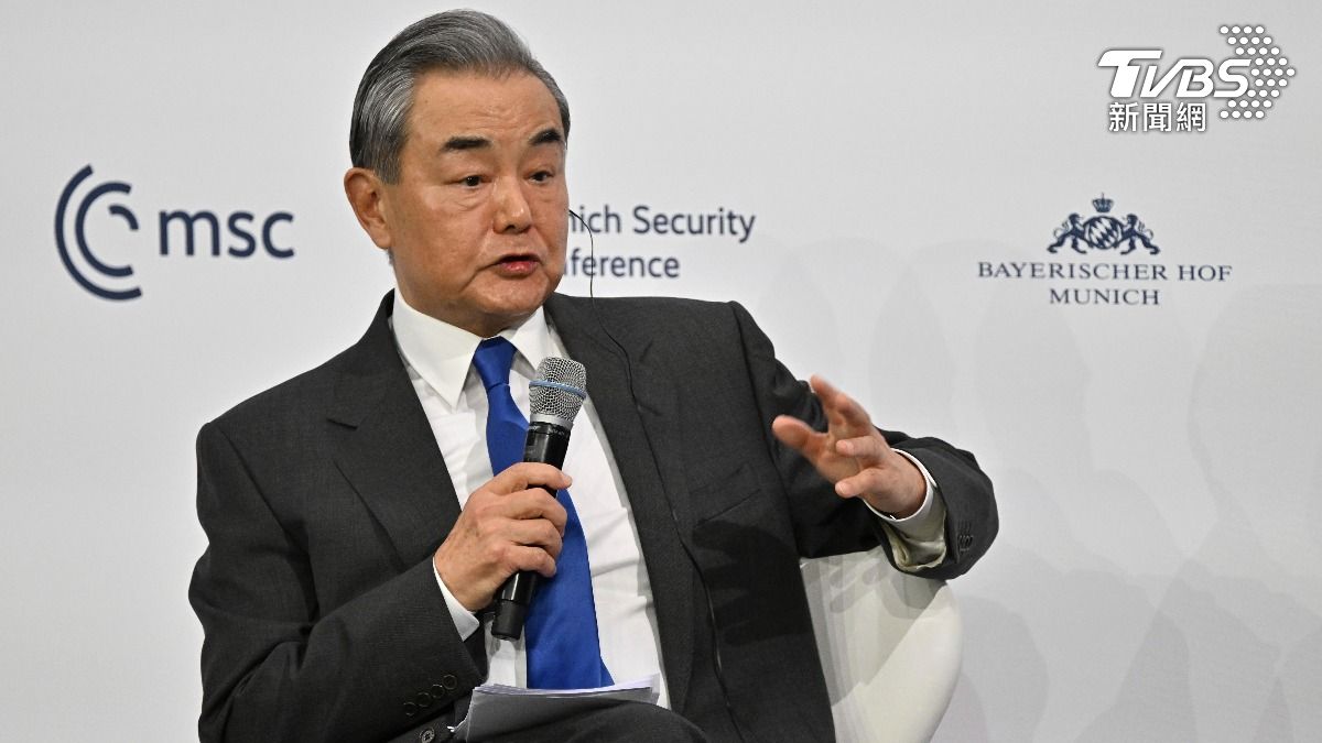 王毅用文言文回應外媒 怕翻譯難還喊:可請DeepSeek幫忙