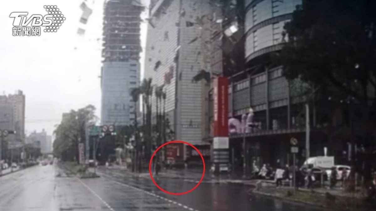 有片／新光三越氣爆重物天降　澳門7口來不及逃「瞬間被吞噬」