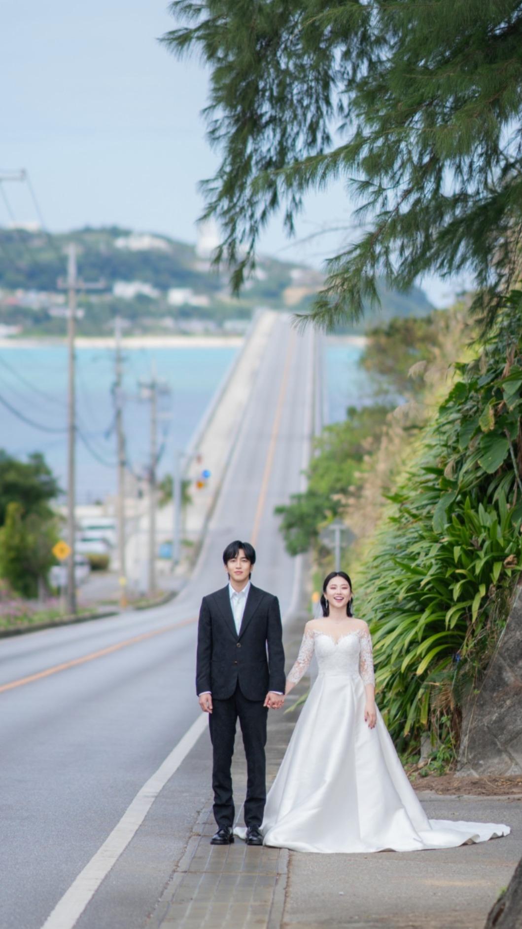 婁峻碩跟焦凡凡在沖繩辦婚禮。(圖/想不到音樂工作室提供)
