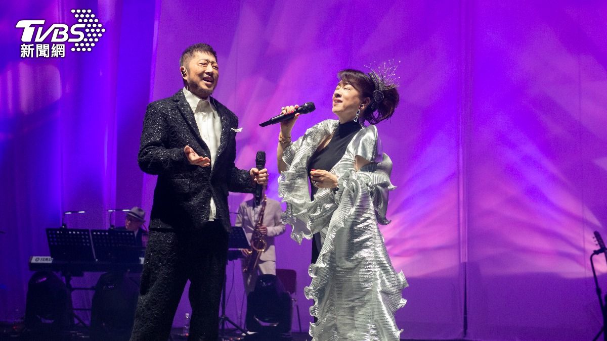 小蟲擔任翁倩玉第一天嘉賓。(圖/大大娛樂提供)